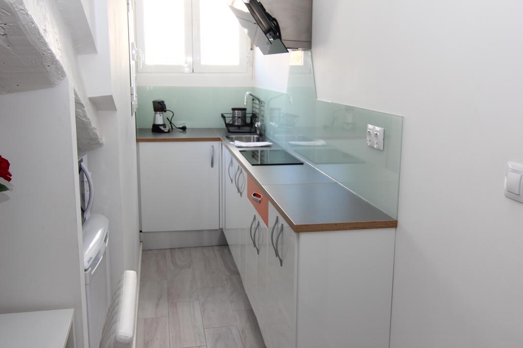 Apartamento Atico En Puerta Del Sol Madrid Luaran gambar