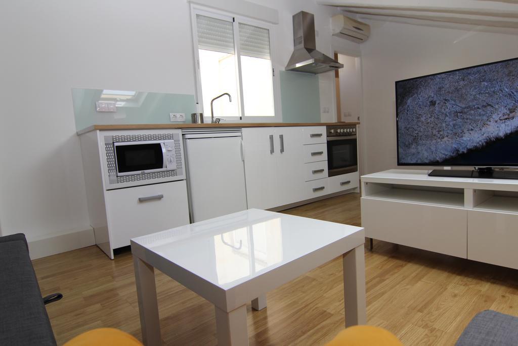 Apartamento Atico En Puerta Del Sol Madrid Luaran gambar
